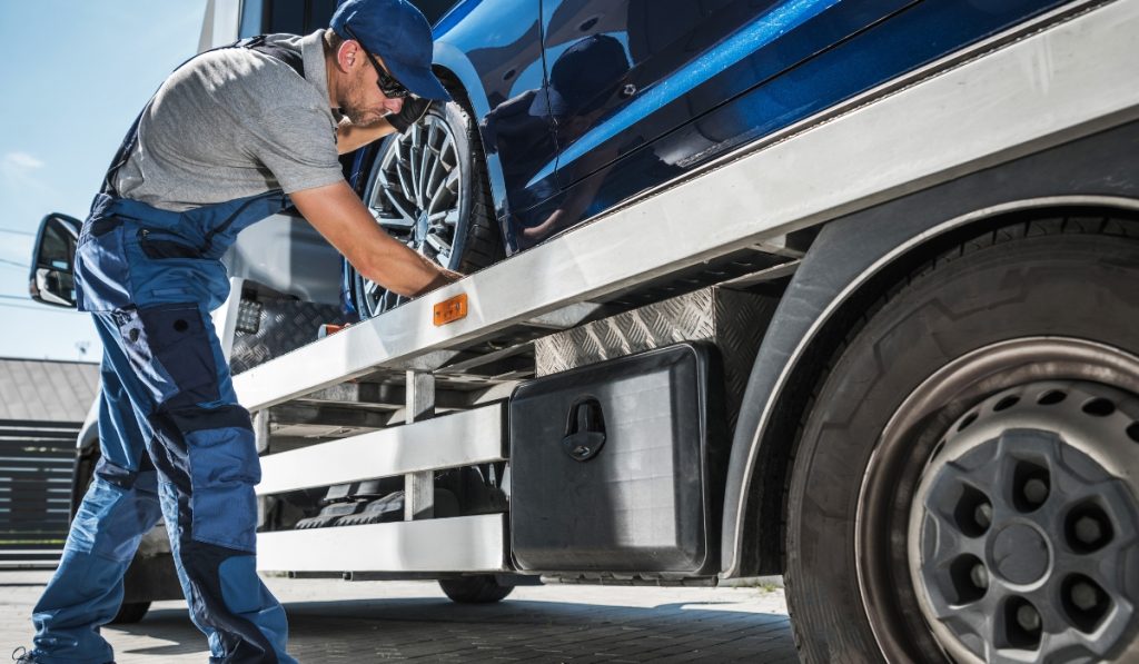 choosing reliable towing company fort collins